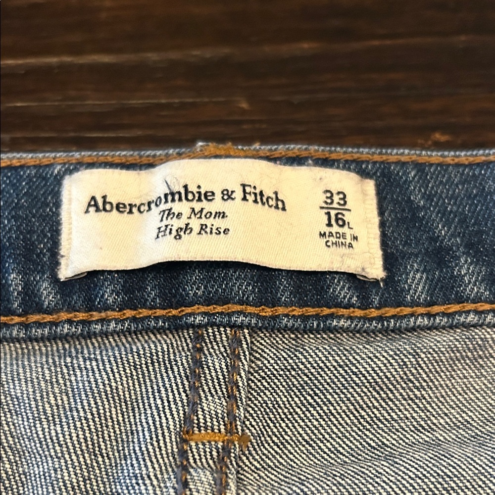 Abercrombie & Fitch The Mom High Rise Dark Denim Jeans - Picture 4 of 7